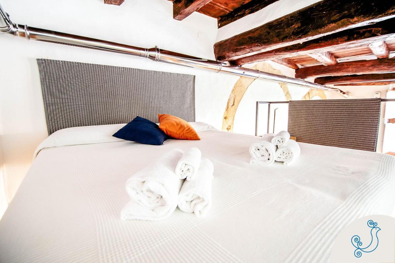 Appartement Scuderie Reali - Loft In Castello, Old Town à Cagliari Extérieur photo